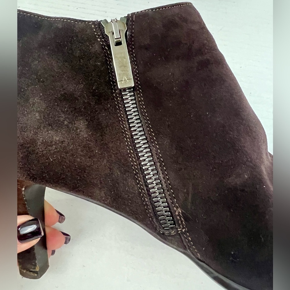 Aquatalia Dina Side-Zip Suede Ankle Booties - Size 11 - Picture 2 of 12